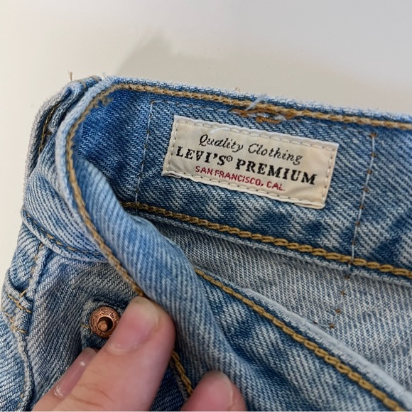 Levis wegdies straight leg with rips - Picture 5 of 11